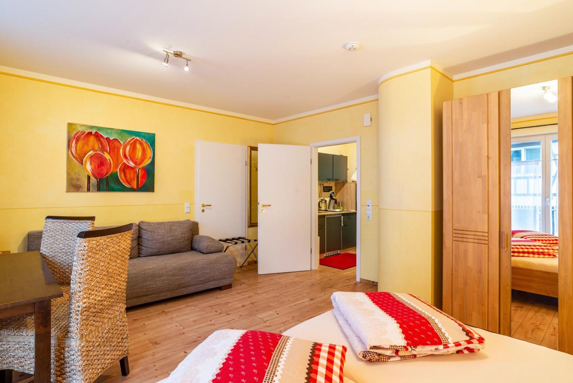 ساسباشفالدن Schusterjunge Aparthotel المظهر الخارجي الصورة